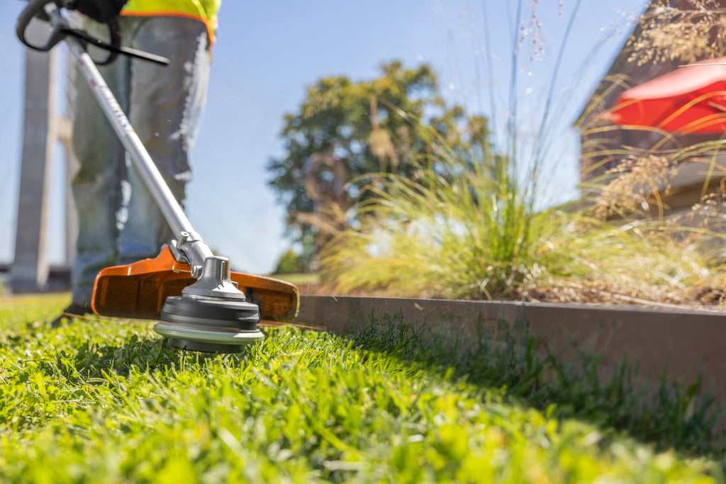 Stihl FSA 135 R Battery Powered Grass Trimmer | Unit Only & Loop Handle