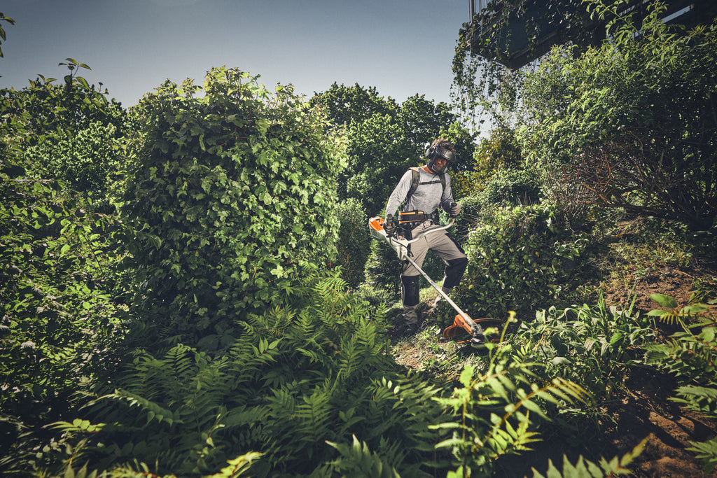 Stihl FSA 400 Battery Powered Grass Trimmer | Unit Only & Bike Handle