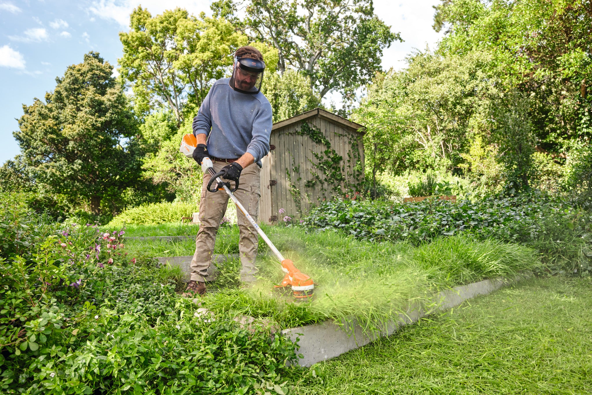 Stihl FSA 70 R Battery Powered Grass Trimmer | Set includes AK 20 Battery & AL 101 Charger