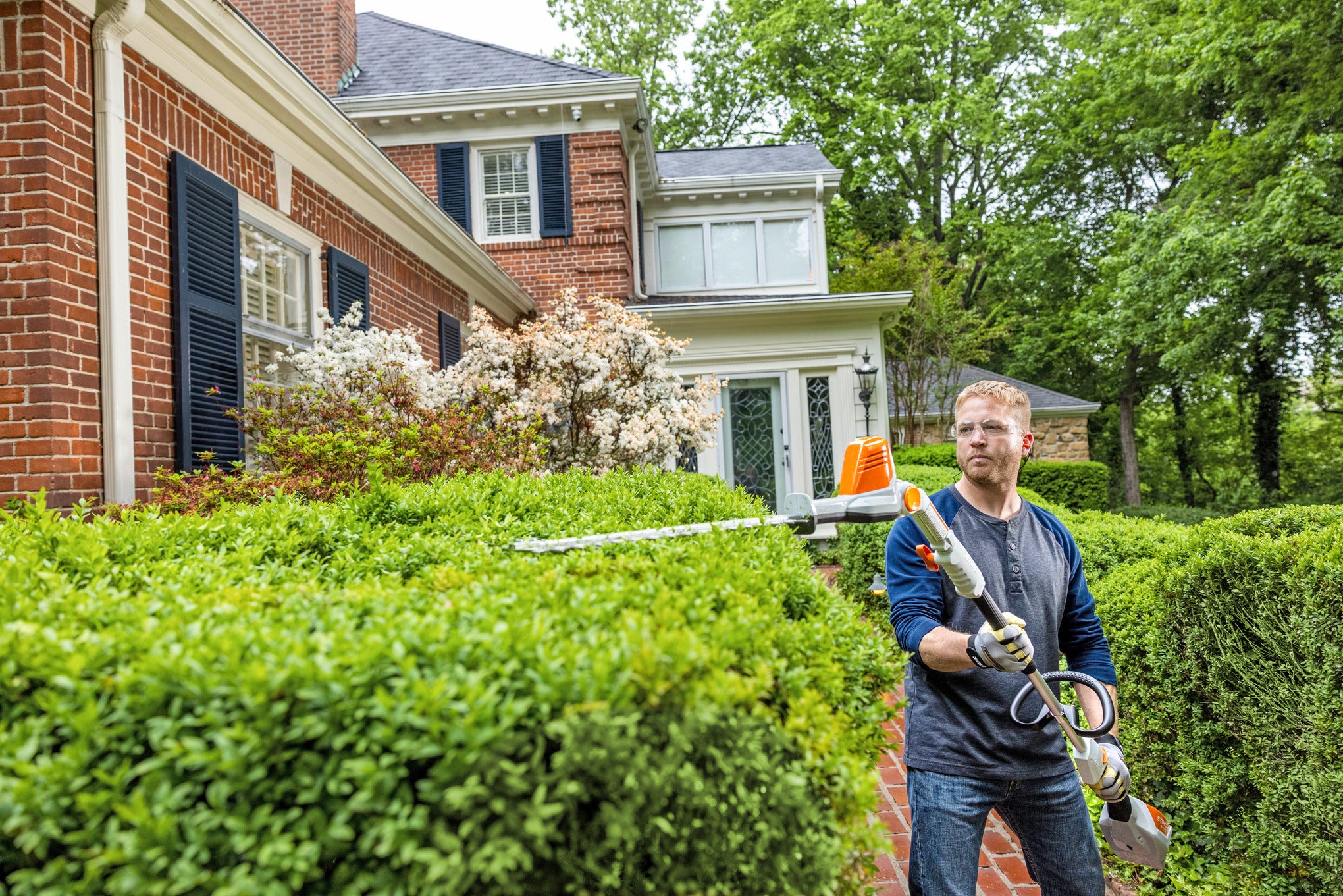 Stihl HLA 56 18" Battery Powered Hedge Trimmer | Unit Only