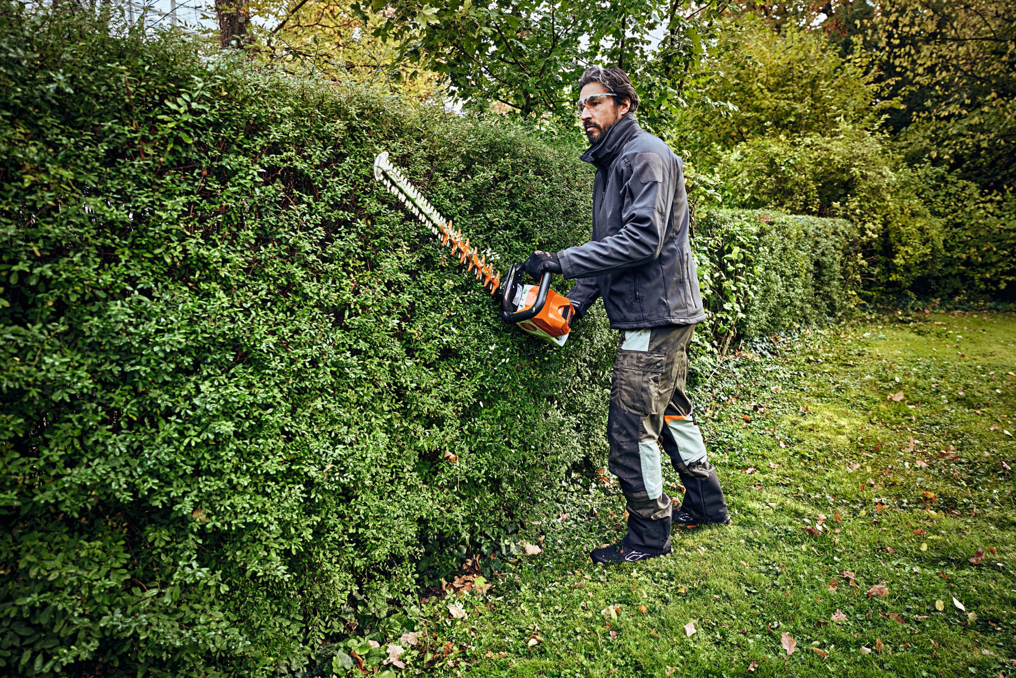 Stihl HSA 100 Battery Powered Hedge Trimmer | Unit Only
