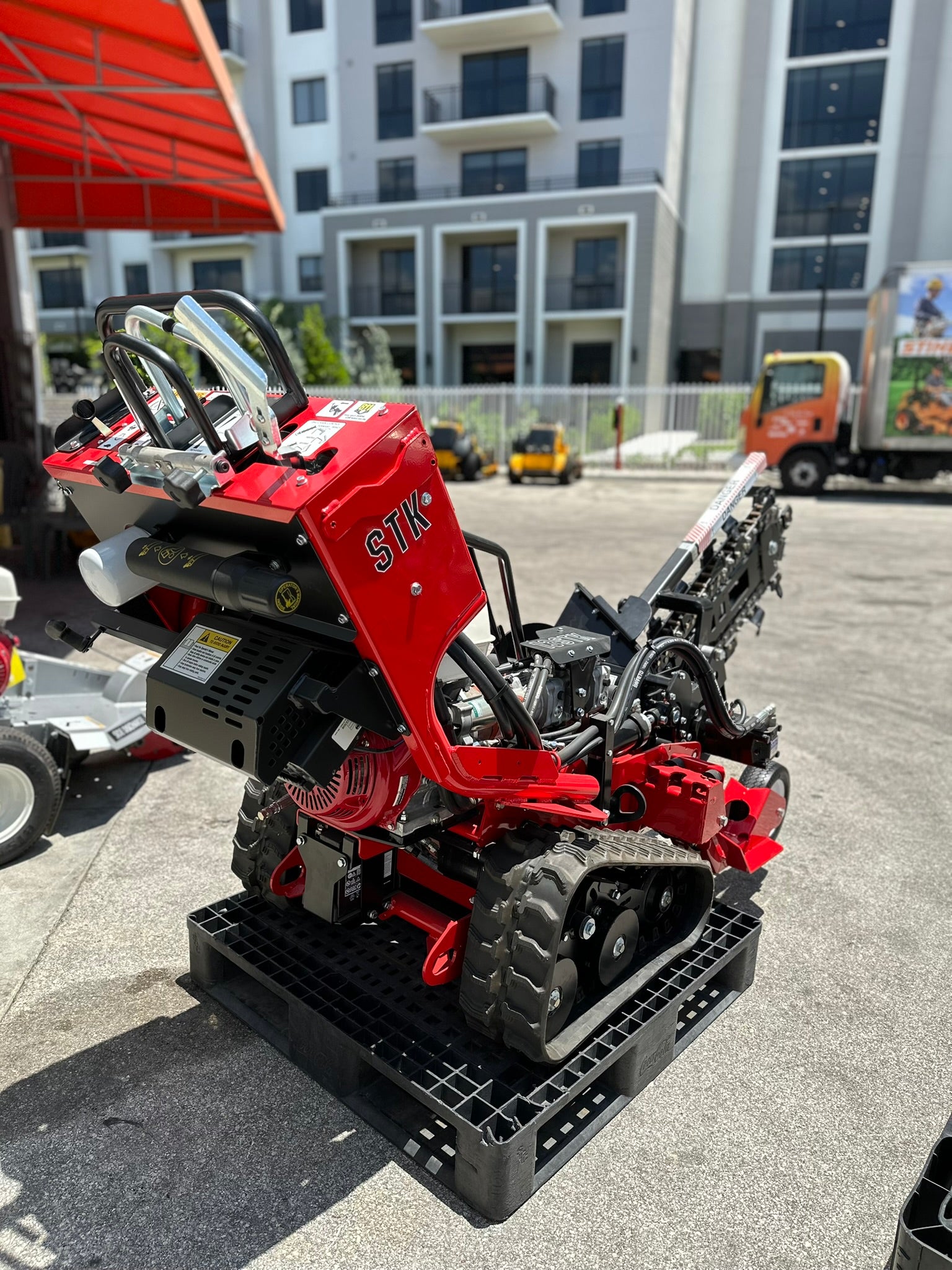 Barreto Trencher STK Track Series | 390cc Honda GX390
