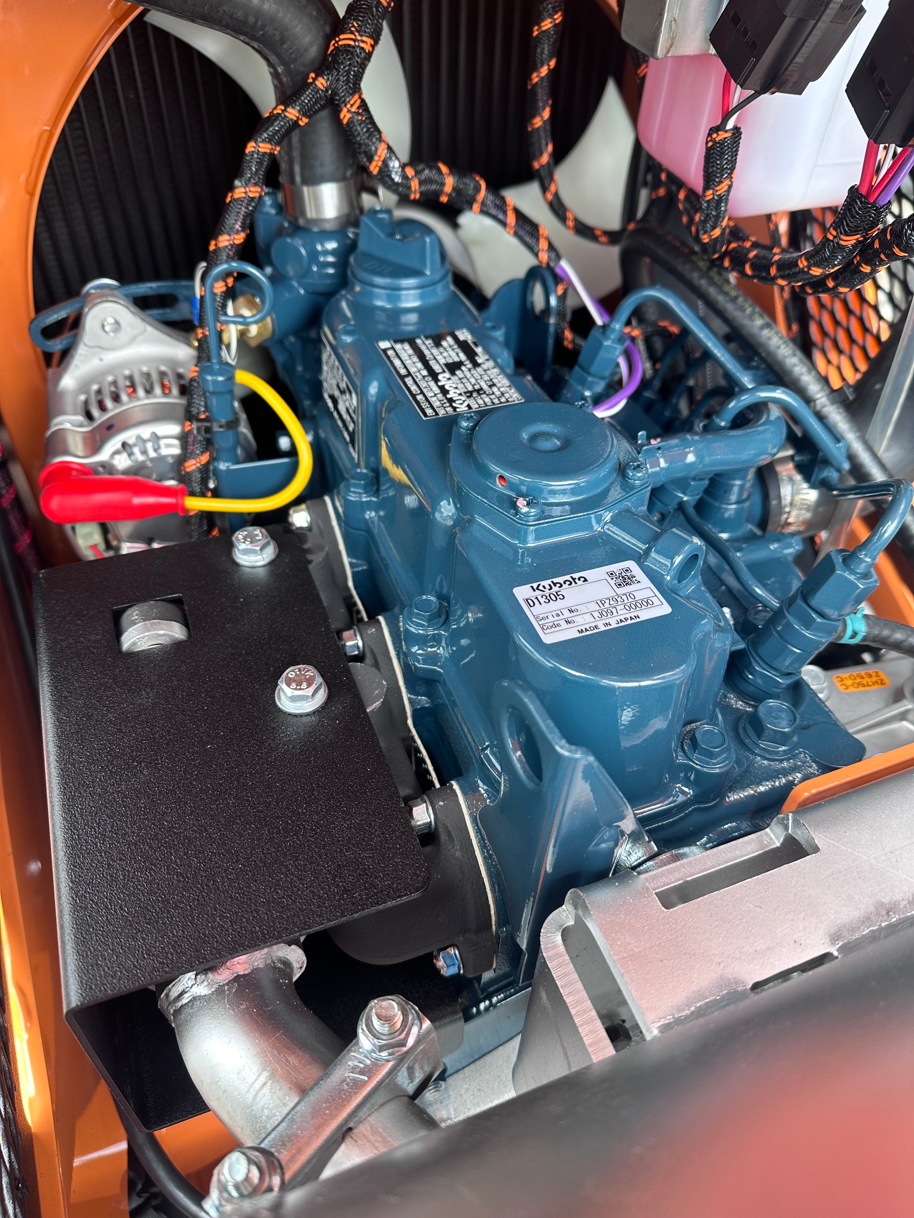 Scag Jackal Stand-On Mini Skid Steer | 25hp Kubota Diesel | SJ1125N34-25KBD